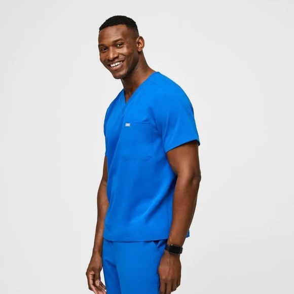 Figs Leon Three-Pocket Scrub Top Royal Blue Size L - Picture 3 of 9